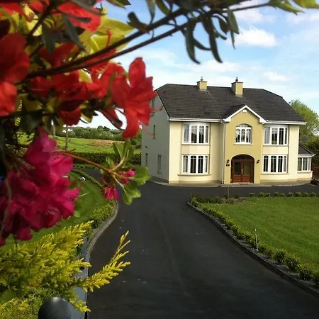 Hotel Burke's Mulbur House Dunrine