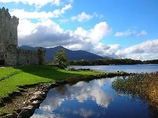 Burke's Mulbur House 3*
